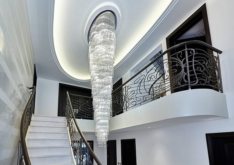 Contemporary Chandelier Aqua Ovallo III Stairwell